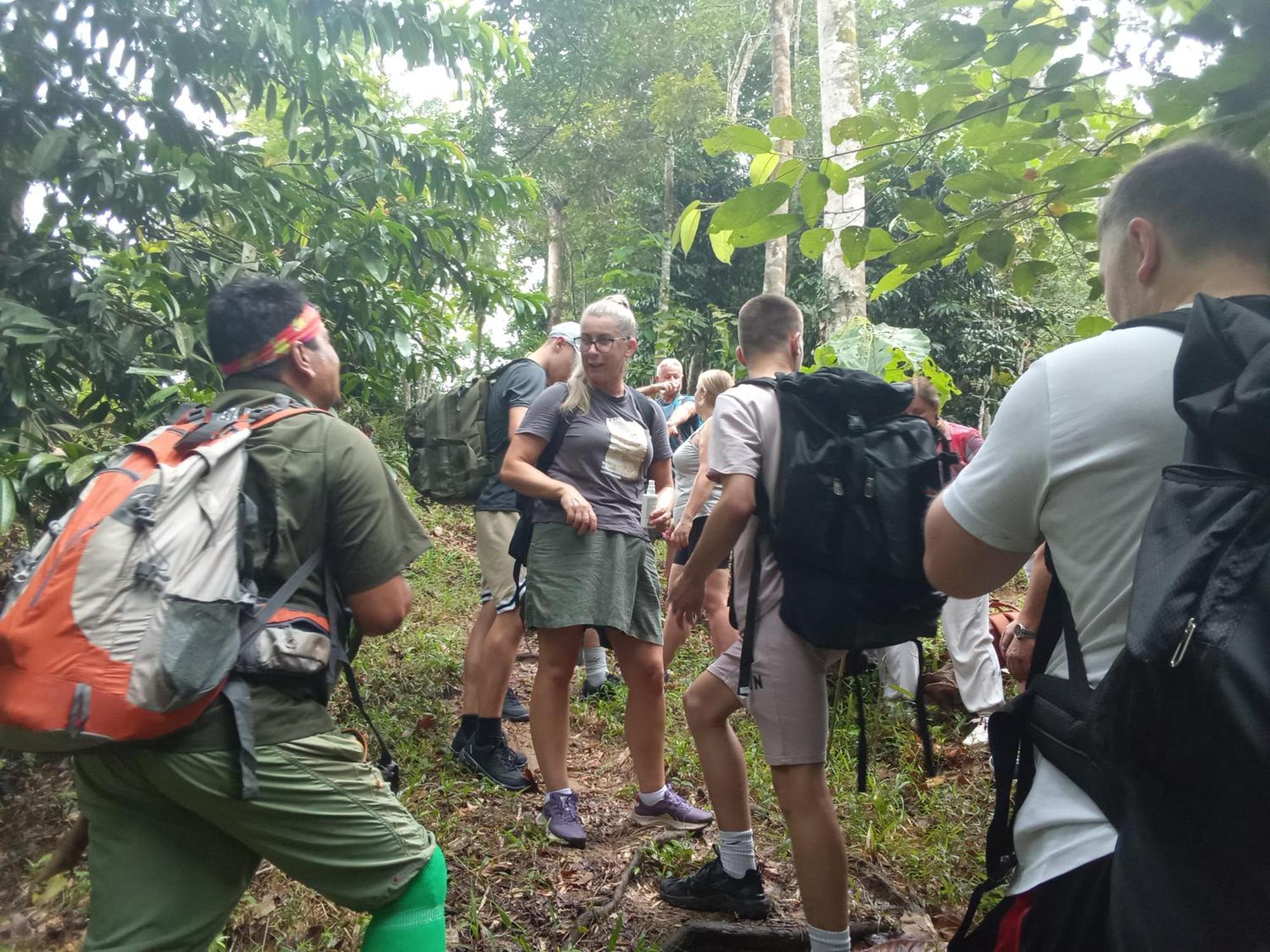 Jungle Treking & Jungle Tour If You Want To Stay Here,You Must Book Treking Only With Us Bukit Lawang Dış mekan fotoğraf
