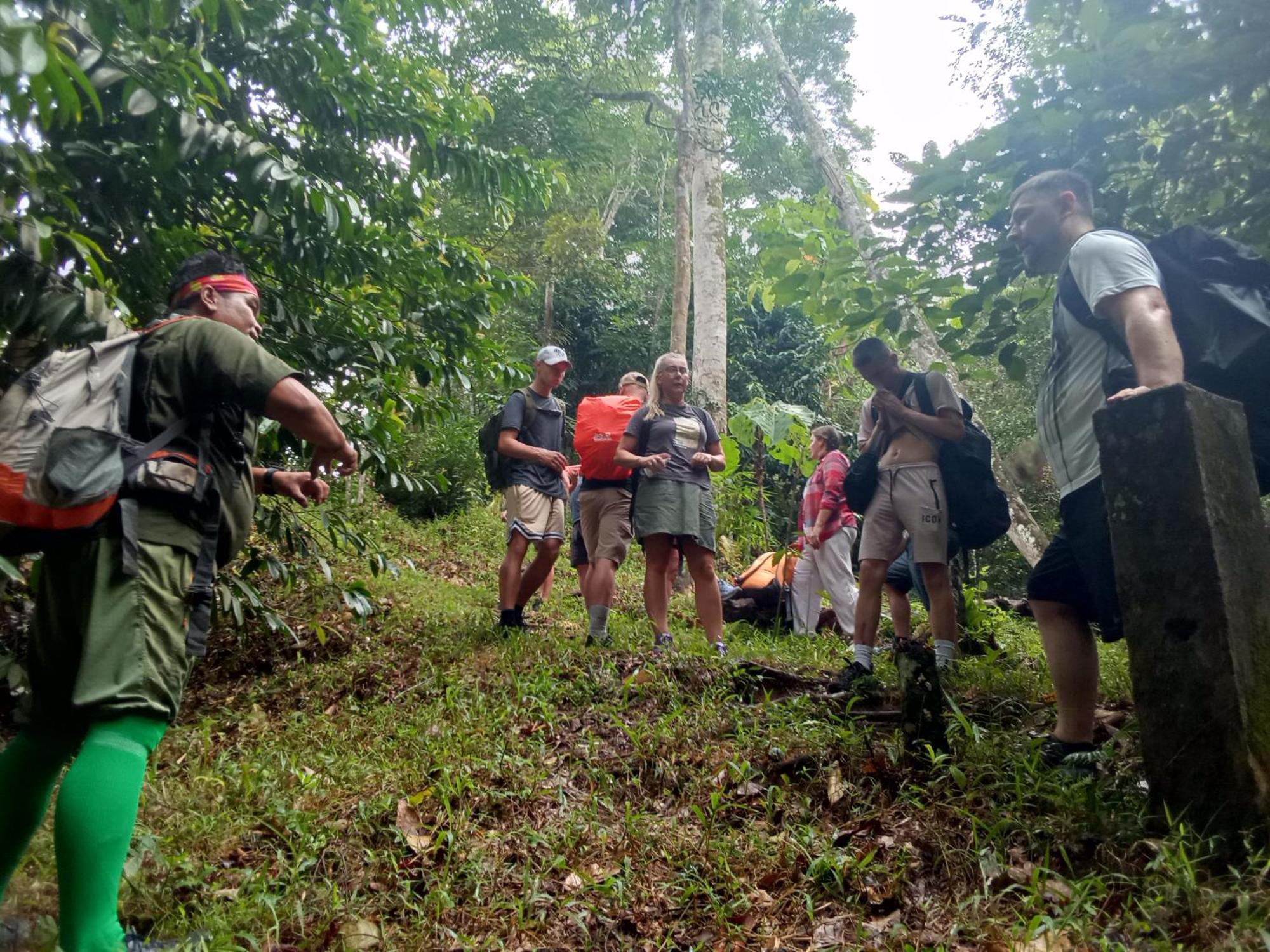 Jungle Treking & Jungle Tour If You Want To Stay Here,You Must Book Treking Only With Us Bukit Lawang Dış mekan fotoğraf