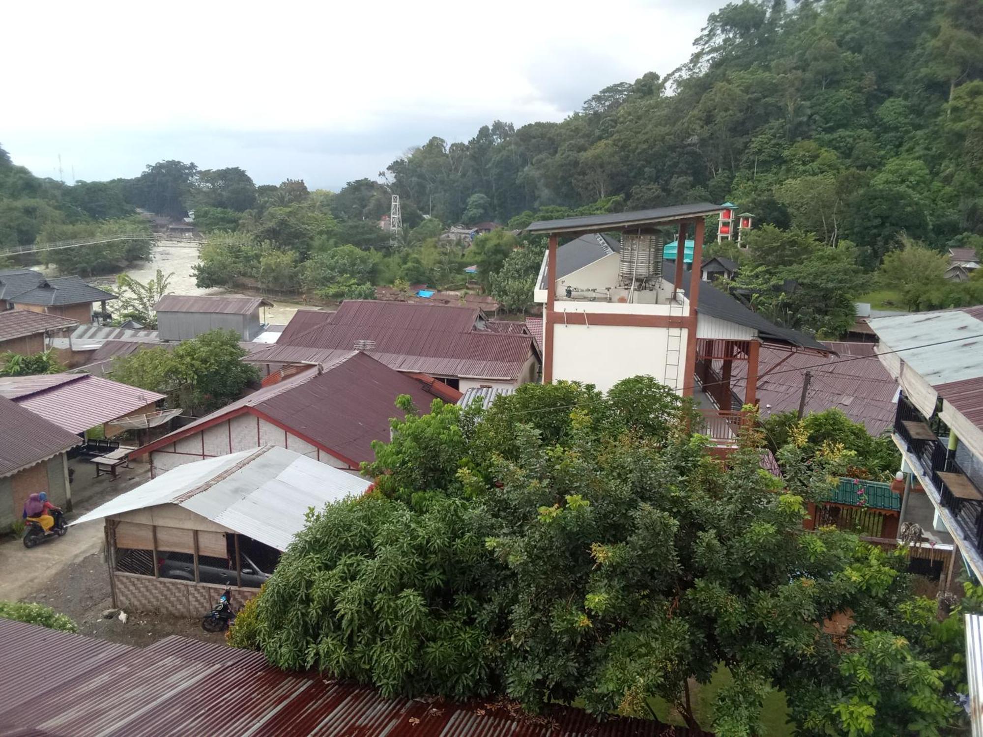 Jungle Treking & Jungle Tour If You Want To Stay Here,You Must Book Treking Only With Us Bukit Lawang Dış mekan fotoğraf
